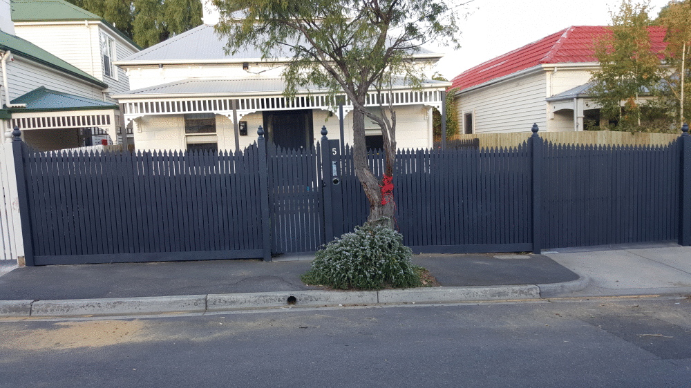 Picket Fencing Melbourne Fencing & Decking